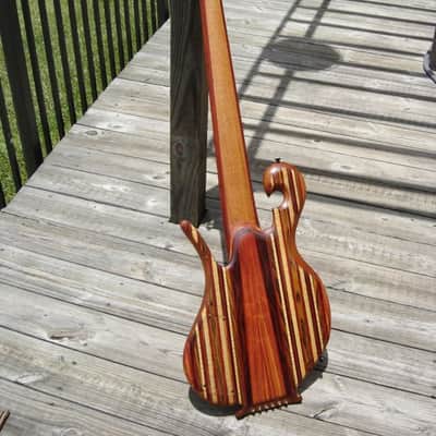 2006 Carl Thompson Rainbow 6-string Fretless Bass image 3