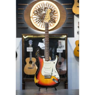 1964 Fender Stratocaster sunburst image 2