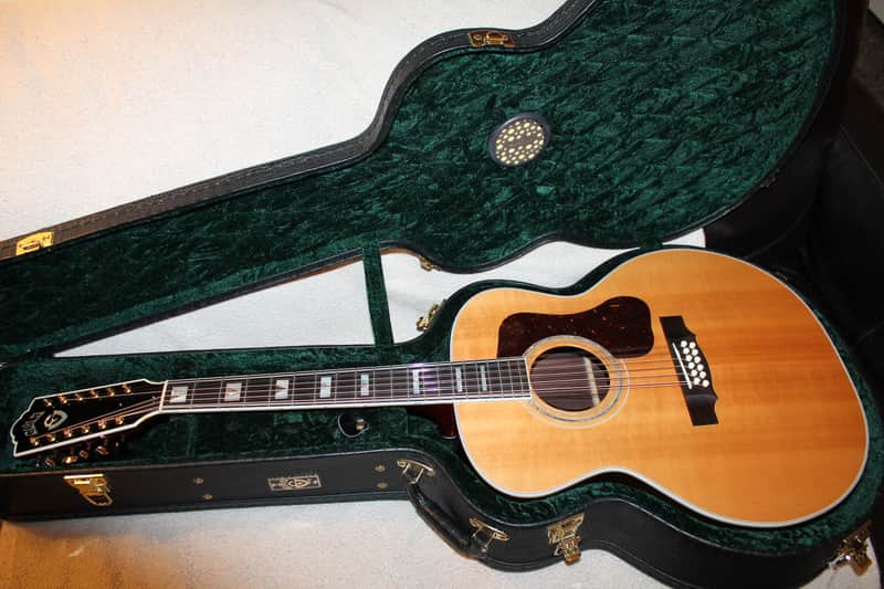 Guild USA F-512