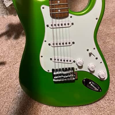 Squier Affinity Series Stratocaster with Maple Fretboard 2001 - 2018 - Black image 3