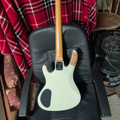 Washburn XB-102 - Camo Ladies image 4