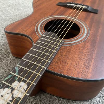 40 Inch Acoustic Guitar, Mahogany Body and Neck, Rosewood Fingerboard image 4