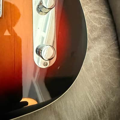 Squier Classic Vibe Telecaster Custom with Rosewood Fretboard 2010 - 2018 - 3-Color Sunburst image 4