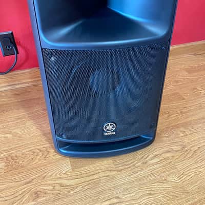 Yamaha MSR400 Powered Speaker image 1