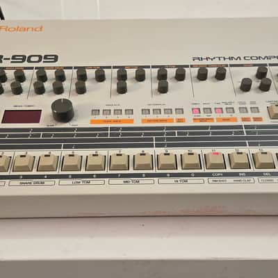 Roland TR-909 Rhythm Composer - Pro Fully Serviced [SN 415783] - Free shipping US & Canada image 2