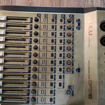 Akai DPS16 2004 - Grey image 2