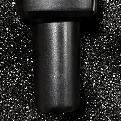 AKG C214 Large Diaphragm Cardioid Condenser Microphone with case image 5