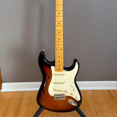 Fender Eric Johnson Thinline Stratocaster with Maple Fretboard 2018 - 2019 - 2-Color Sunburst image 2
