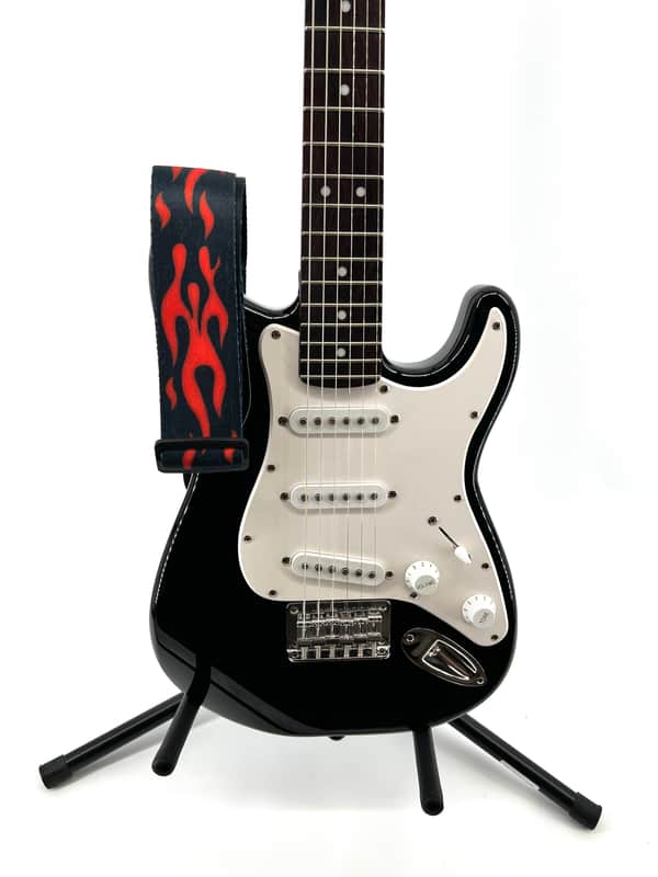 Squier Stratocaster Mini 2016 - Black image 1