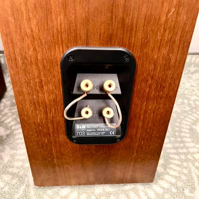 Bowers & Wilkins B&W 703 Speakers image 15