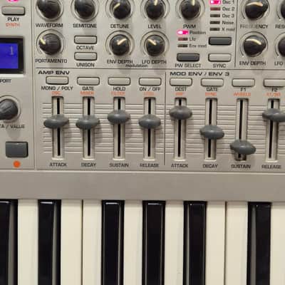 Novation X-Station 61-Key 8-Voice Synthesizer with USB Interface 2004 Silver image 10