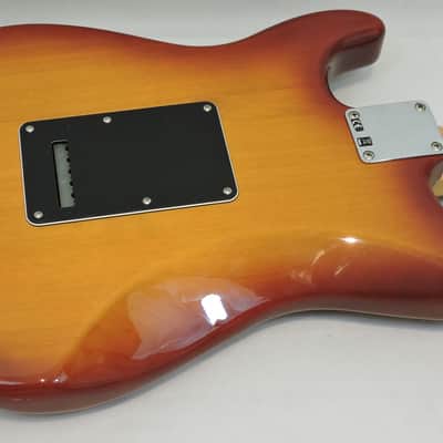 Fender Mexican Standard Stratocaster Plus Top (HSS) 2013 - Tobacco Sunburst image 3