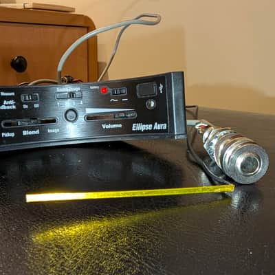 Fishman Ellipse Aura Onboard Narrow-Format Acoustic Preamp 2010s - Standard image 2