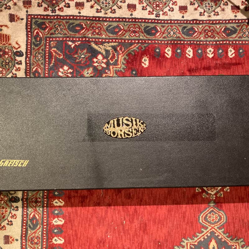 Late 60 s early 70 s Gretsch Hard case Black tolex