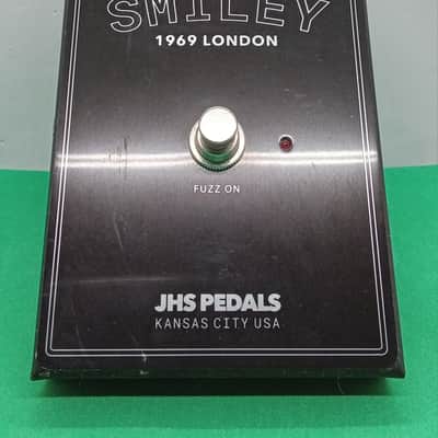JHS Legends Series Smiley 1969 London Fuzz | Reverb Canada
