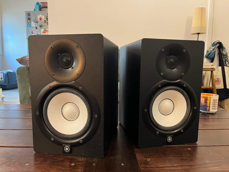 Yamaha HS7 6.5" Powered Studio Monitor (Pair) 2018 - Present - Black image 1