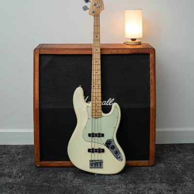 Fender American Pro Jazz Bass 2010's - Olympic White image 1