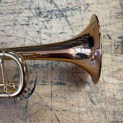 Used Yamaha YTR-6335RC Commercial Professional Bb Trumpet with Case image 6