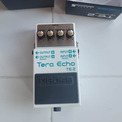 Boss TE-2 Tera Echo 2013 - Present - White image 1
