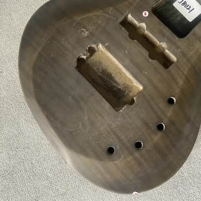 Tiger Maple Top 4 String Bass Basswood Body image 4
