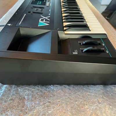 Ensoniq VFX Synthesizer with two Sound ROM Cartridge image 9
