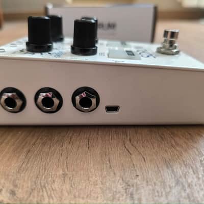 DigiTech SDRUM Strummable Drums 2010s - White image 5