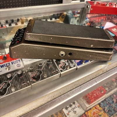 Real McCoy Custom RMC8 Eqwahlyzer Wah 2010s - Black image 3