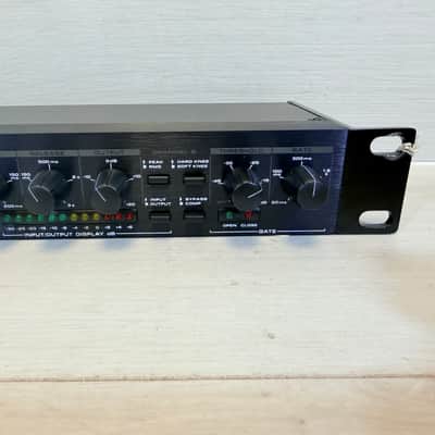 Alesis 3630 Dual Channel Compressor Limiter Gate w/ Power Supply Rackmount image 2