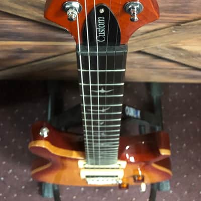 PRS SE Custom 22 2017 - Present Vintage Sunburst, + Levy's Strap image 4