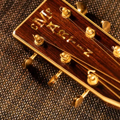 Martin OM-42 – Low Profile Neck – Sitka Spruce / East Indian Rosewood – Original Martin Hardshell Case image 7