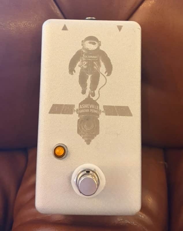 Asheville Guitar Pedals Octonaut Anolog octave up 2026  - Silver image 1