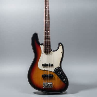 Fender American Jazz Bass 2005, Sunburst image 2