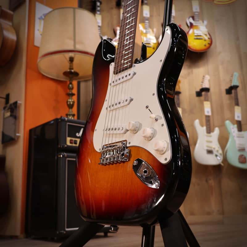 Suhr Classic S 3 Tone Burst RW SSS image 1