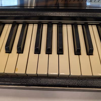 Compass Point Studio's Wurlitzer 200A 64-Key Electric Piano 1974 - 1983 - Black image 10