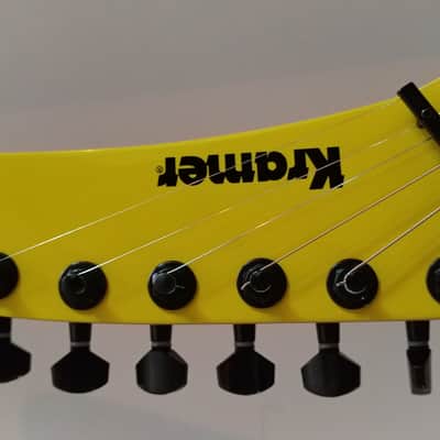 Kramer  1984 baretta reissue  2010 Banana Yellow with case image 3