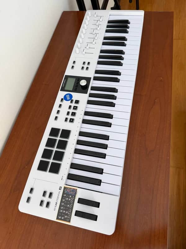Arturia KeyLab Essential 49 MIDI Controller 2017 - Present - White image 1