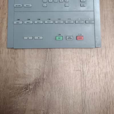 Alesis MMT-8 Multi-Track MIDI Recorder Sampler/Sequencer 1987 - 1992 - Grey