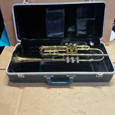 Selmer Bundy Trumpet – Vincent Bach Design – Serial #184876 – Good