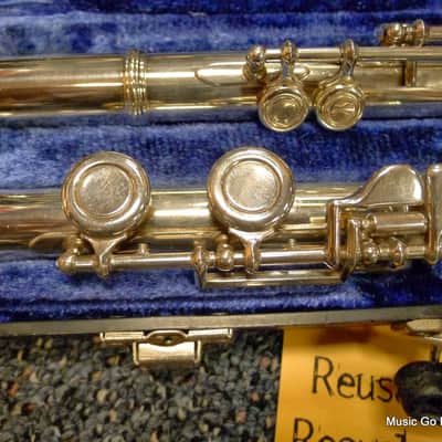 Armstrong 104 Flute  Silver Student GREAT CONDITION image 2
