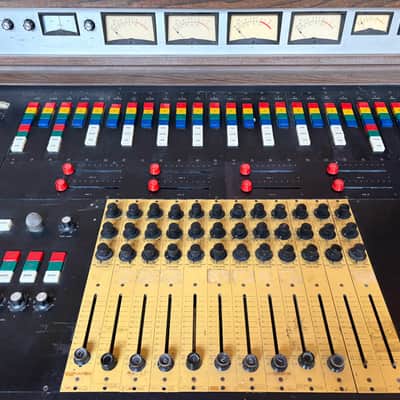 Electrodyne 12 channel Capitol Records Console 1968-1972 image 3