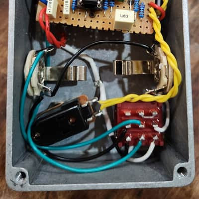 NEW! Hunter Pedals Dead Air Clone Bow Echo Lo-Fi Fuzz Oscillator 2025 Canada image 11