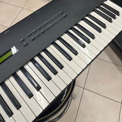 Roland U-20 61-Key RS-PCM Synthesizer 1989 - 1992 - Black image 2