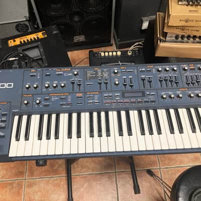 Roland JP 8000