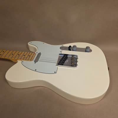 Fender American Special Telecaster with Maple Fretboard 2010 - 2018 - Olympic White image 4