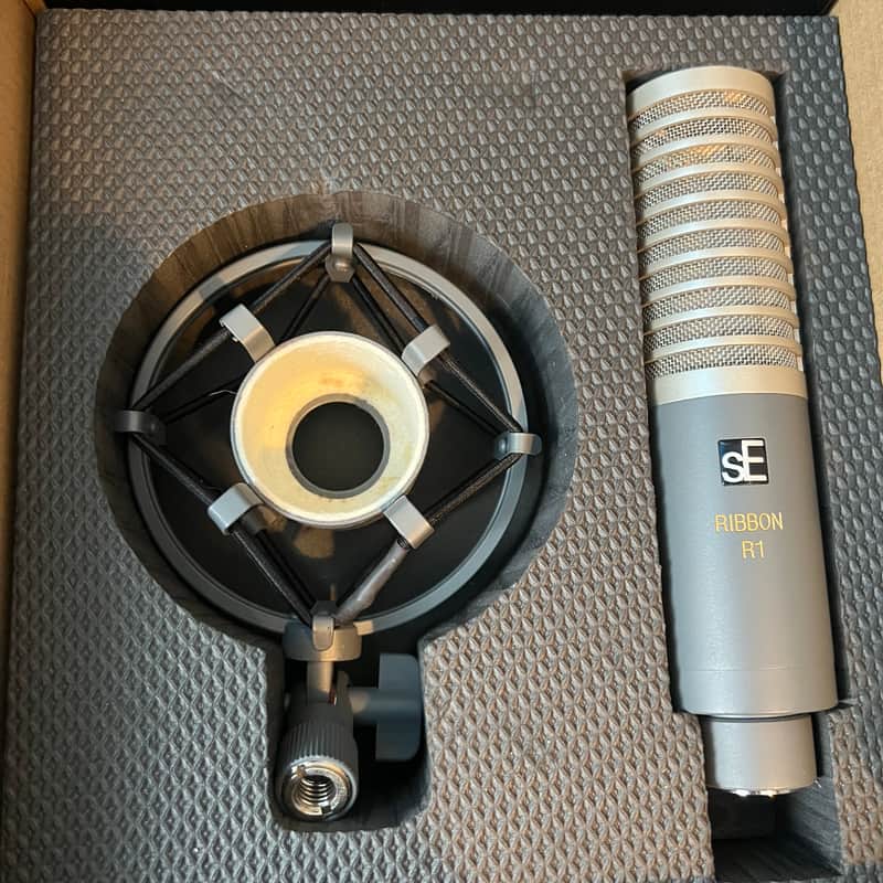 2011 – 2014 sE Electronics R1 Ribbon Microphone Blue