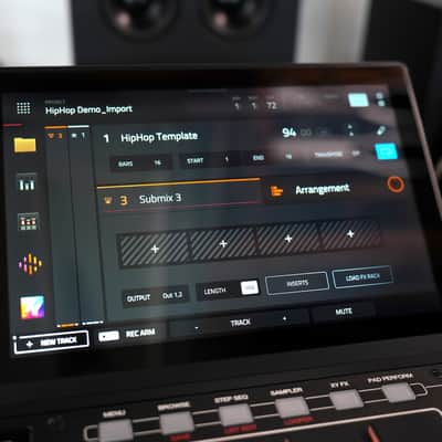 Akai MPC X Drum Machine & Sampler w/ 2 TB SSD Fully Loaded! Bild 4