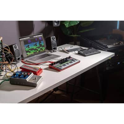 IK Multimedia UNO Synth Pro Desktop Synthesizer image 2