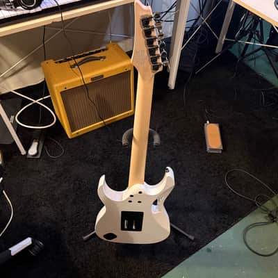 Ibanez JEMJR-WH Steve Vai Signature with Rosewood Fretboard 2015 - 2017 - White image 2
