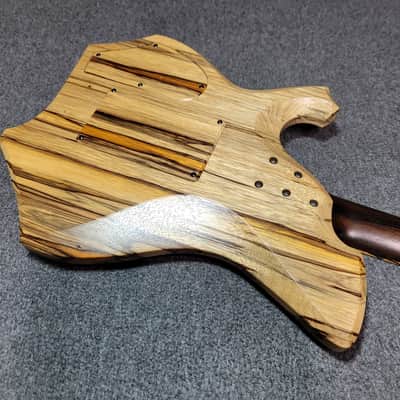 Barlow Guitars Osprey Hybrid Headless 2021 Hybrid Burl/Zirocote/Pale Moon Ebony image 6