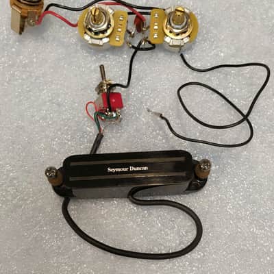 Pre-soldered Ready-to-Go Custom Wiring Harness for Squier Bronco Bass | Seymour Duncan SHR-1 Hot Rails Humbucker +3-way Mini-Switch -> Series / Split / Parallel | Full-size CTS Pots + Switchcraft Output Jack image 3